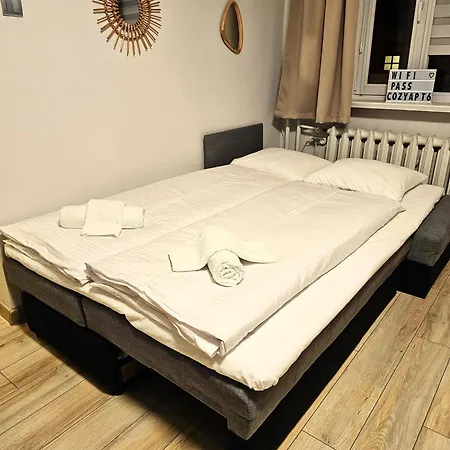 Cozy 5 Min Walk From Rynek Square Вроцлав